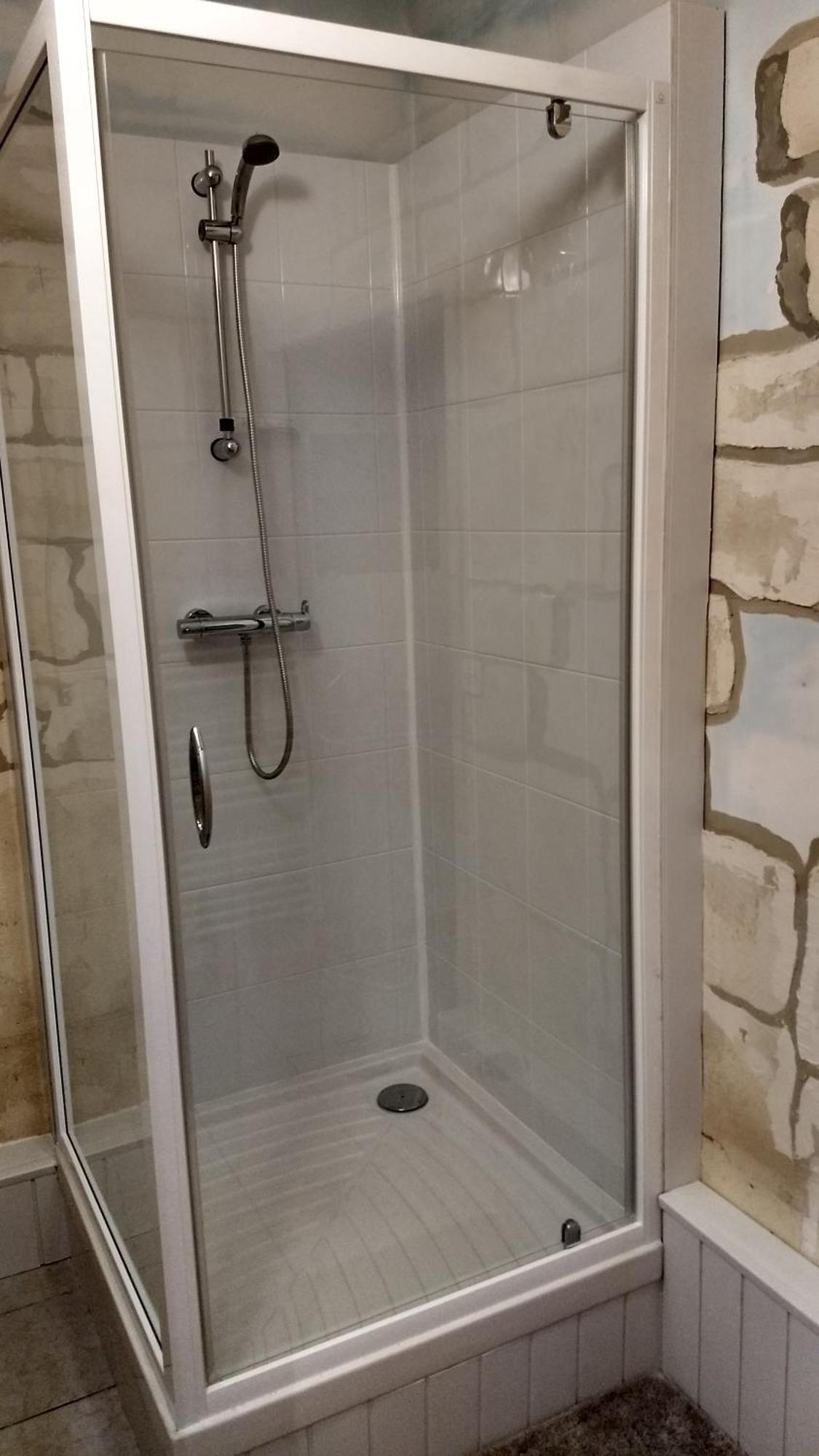 Logement Tranquille Et Frais Proche Gare Au Rdc Saumur Bagian luar foto